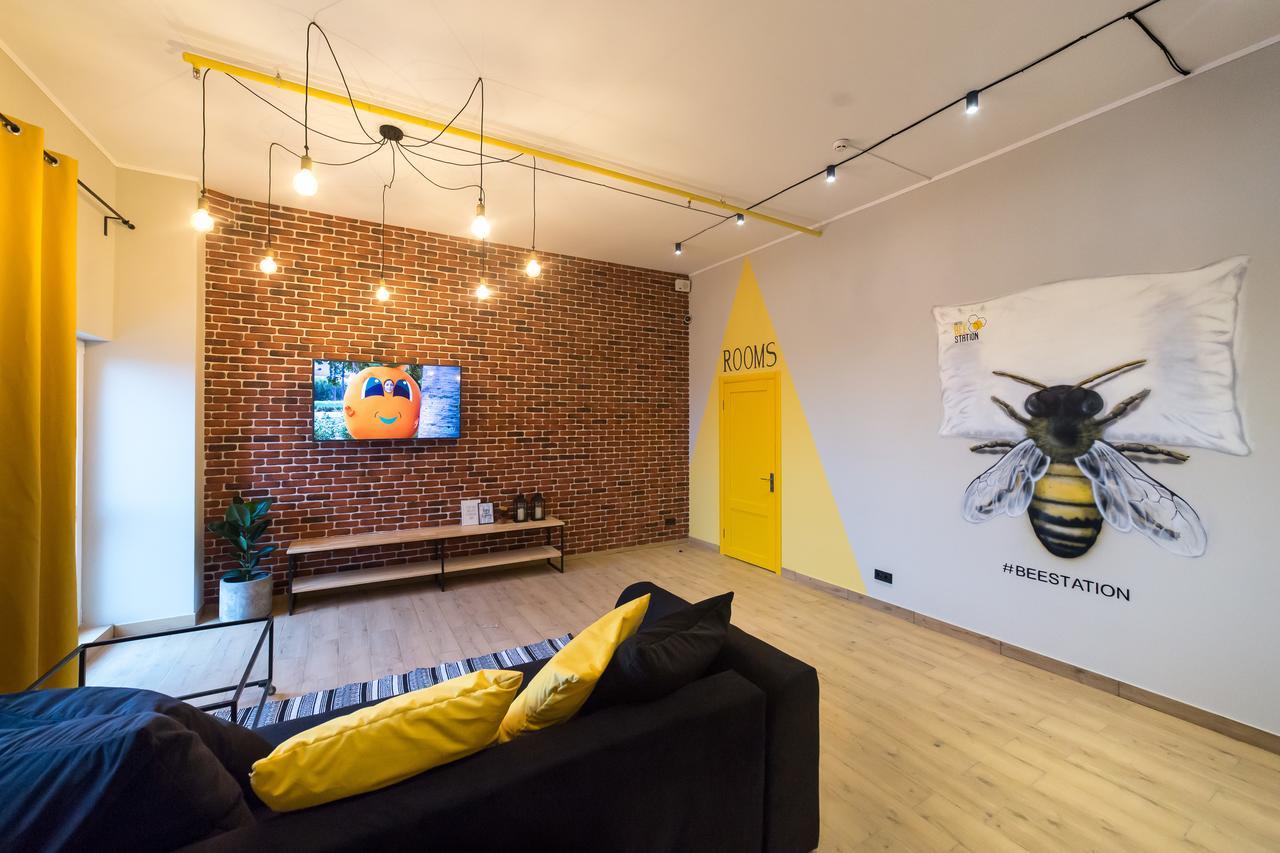 Hotel Bee Station Kiev Ngoại thất bức ảnh
