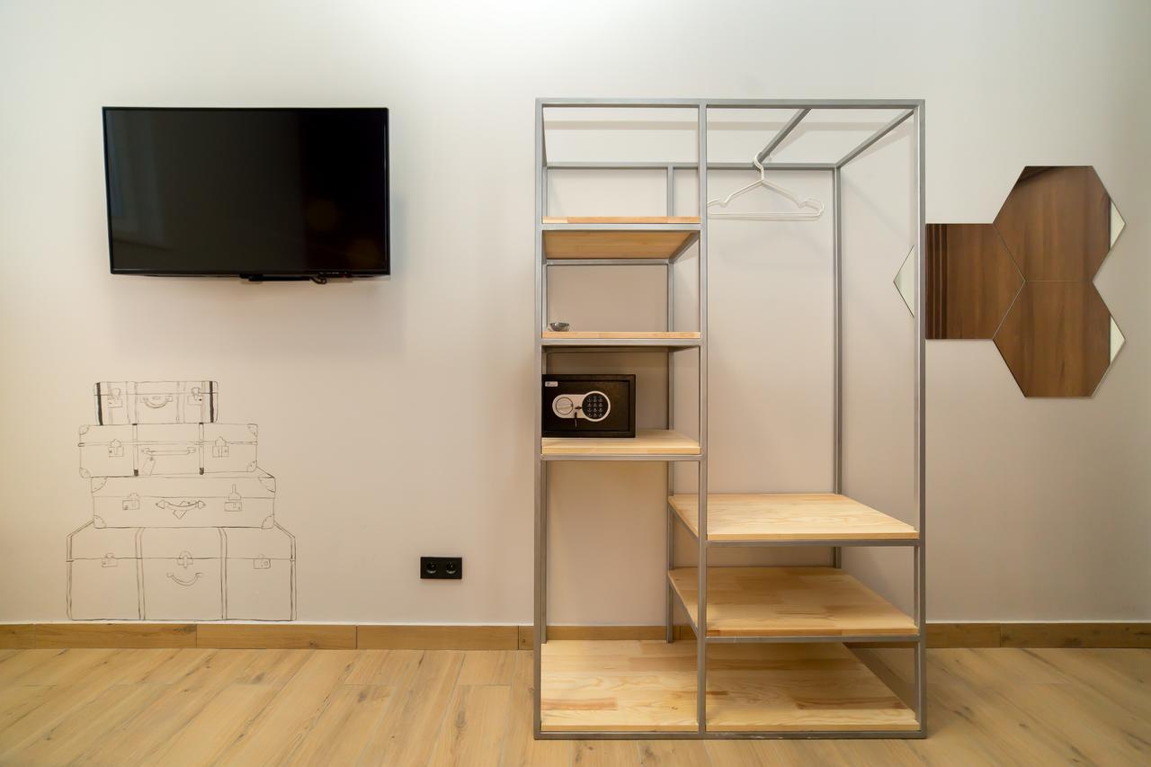 Hotel Bee Station Kiev Ngoại thất bức ảnh