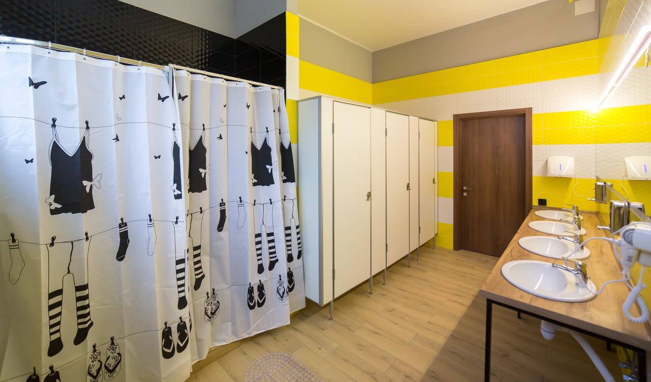 Hotel Bee Station Kiev Ngoại thất bức ảnh