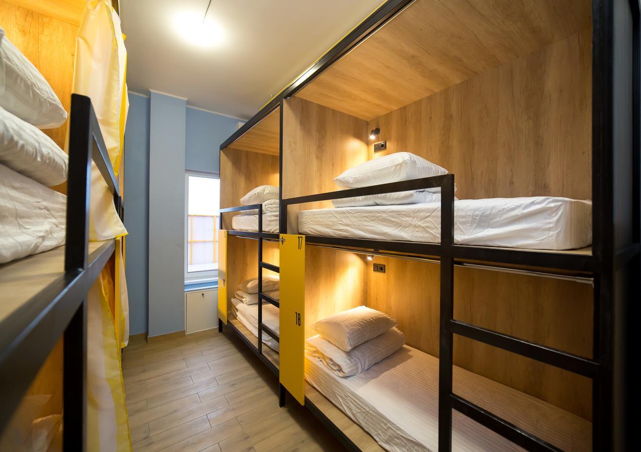 Hotel Bee Station Kiev Ngoại thất bức ảnh
