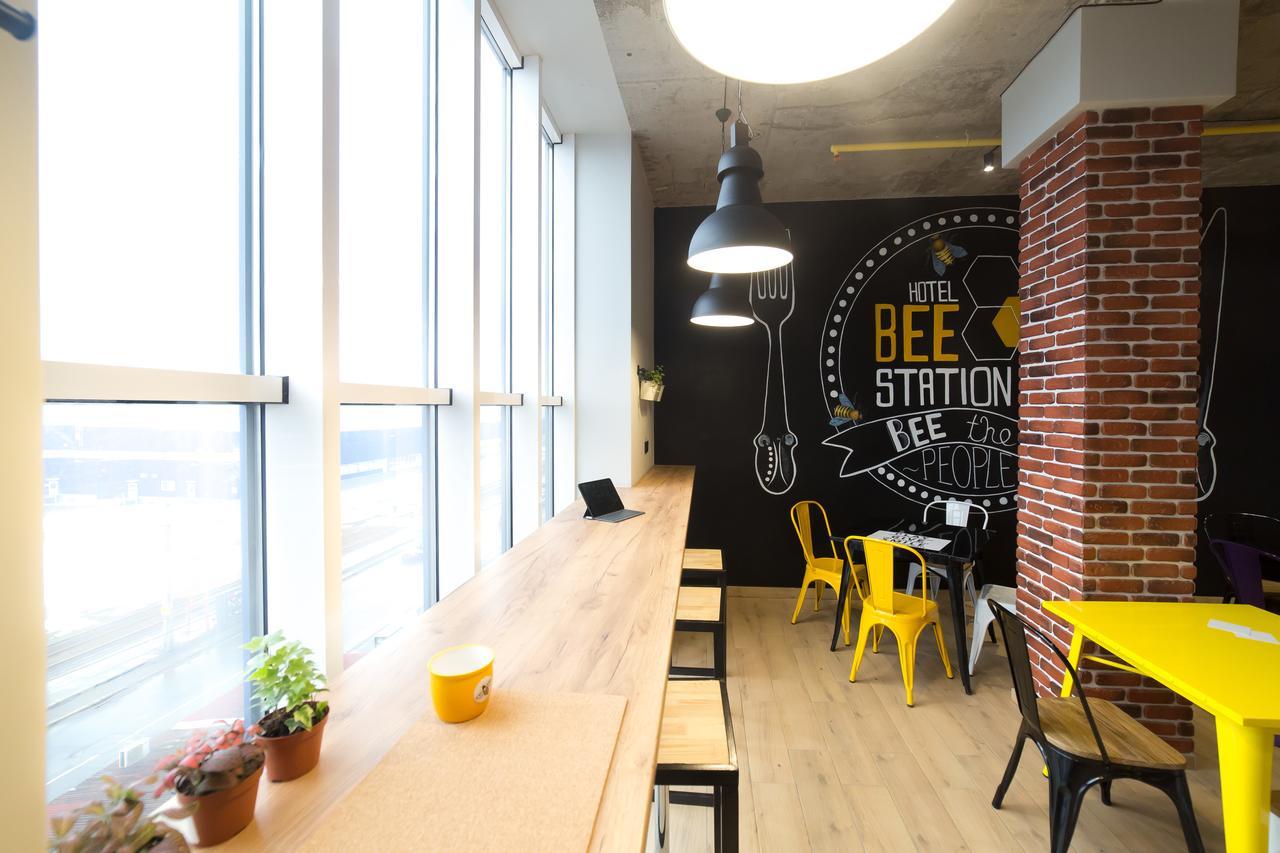 Hotel Bee Station Kiev Ngoại thất bức ảnh