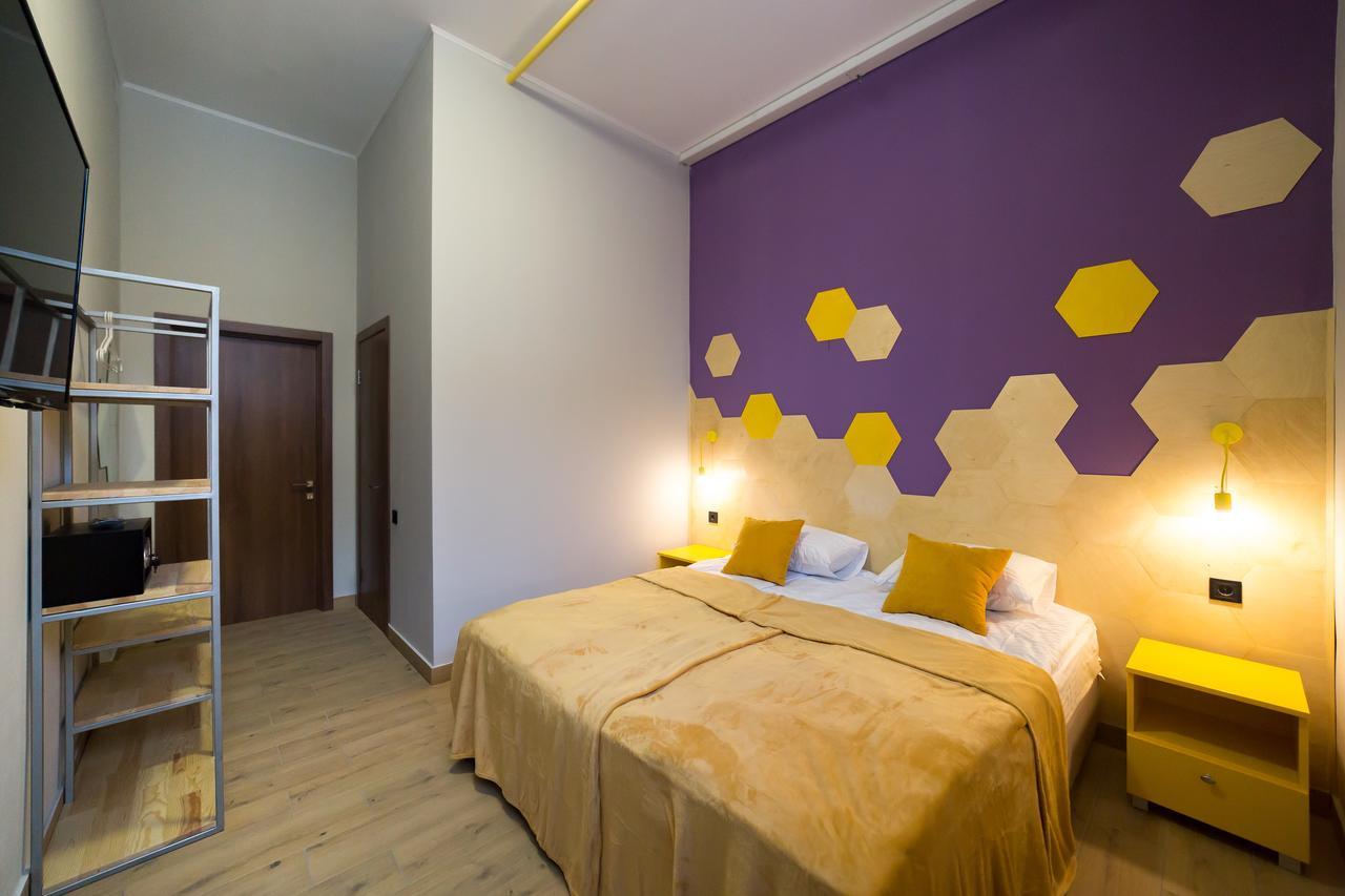Hotel Bee Station Kiev Ngoại thất bức ảnh