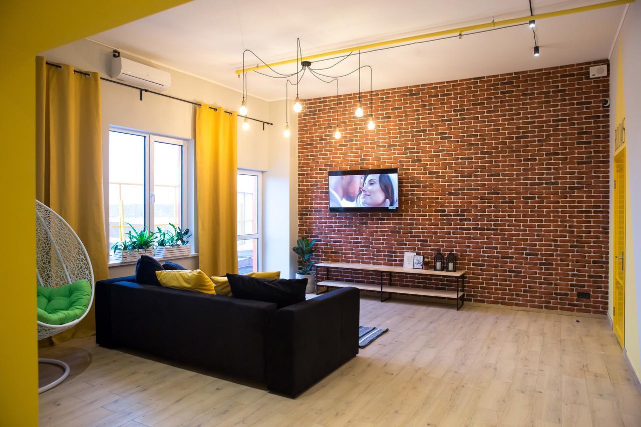Hotel Bee Station Kiev Ngoại thất bức ảnh