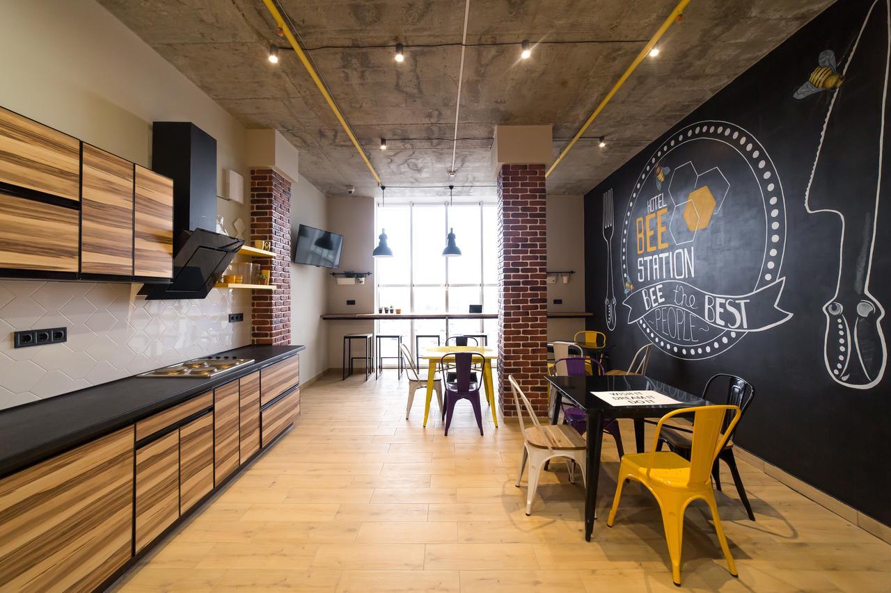 Hotel Bee Station Kiev Ngoại thất bức ảnh
